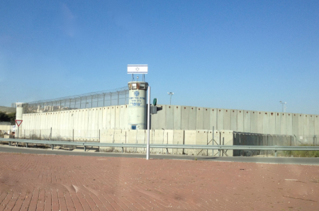 أسرى "الجهاد" يواصلون إضرابهم عن الطعام لليوم السادس 